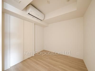 Bedroom ※Photo of the same layout on 3 floor. Decoration and fixture may differ.