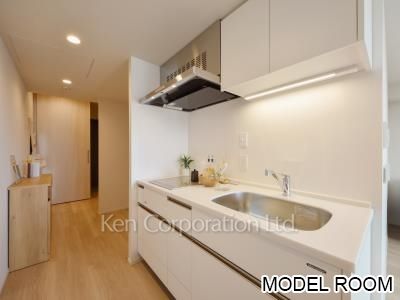 Kitchen ※Photo of the same layout on 3 floor. Decoration and fixture may differ.