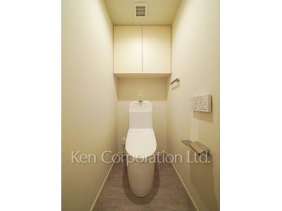Lavatory ※Photo of the same layout on 3 floor. Decoration and fixture may differ.