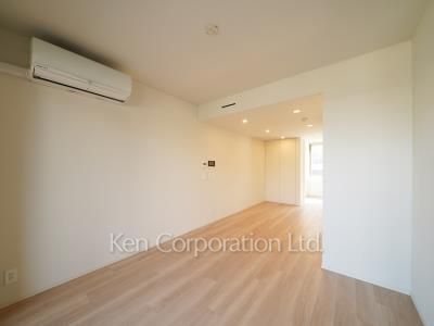 Living-Dining ※Photo of the same layout on 3 floor. Decoration and fixture may differ.