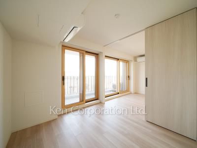 Bedroom ※Photo of the same layout on 3 floor. Decoration and fixture may differ.