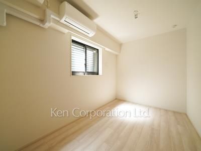 Bedroom ※Photo of the same layout on 5 floor. Decoration and fixture may differ.