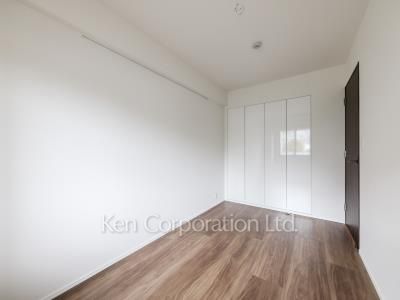 Bedroom ※Photo of the same layout on 5 floor. Decoration and fixture may differ.