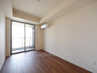 Bedroom ※Photo of the same layout on 41 floor. Decoration and fixture may differ.