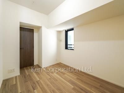 Bedroom ※Photo of the same layout on 12 floor. Decoration and fixture may differ.