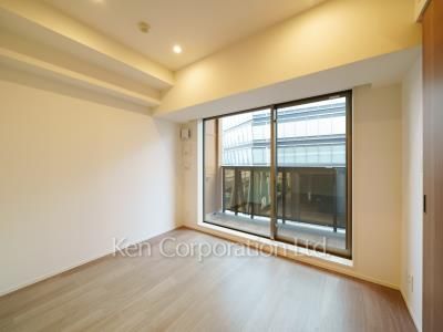 Bedroom ※Photo of the same layout on 4 floor. Decoration and fixture may differ.