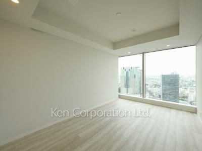Bedroom ※Photo of the same layout on 24 floor. Decoration and fixture may differ.