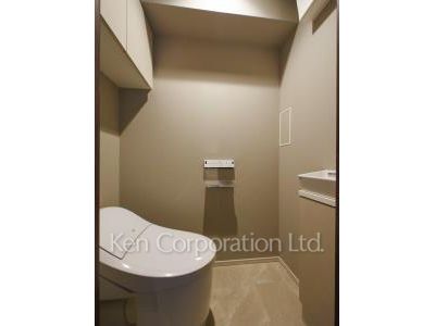 Lavatory