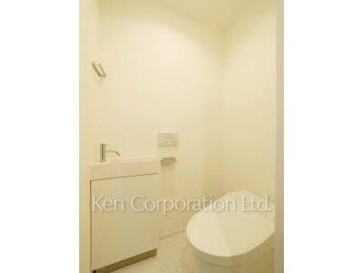 Lavatory