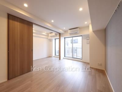 Living-Dining ※Photo of the same layout on 3 floor. Decoration and fixture may differ.