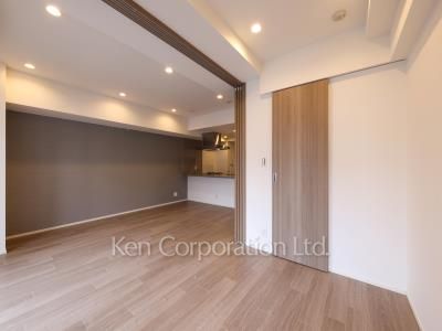 Bedroom ※Photo of the same layout on 3 floor. Decoration and fixture may differ.