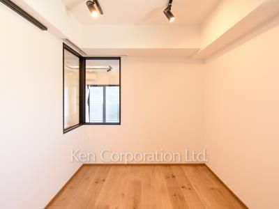 Bedroom ※Photo of the same layout on 14 floor. Decoration and fixture may differ.