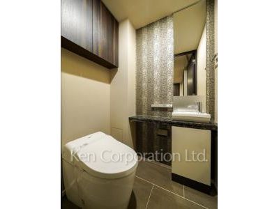 Lavatory