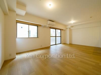 Living-Dining ※Photo of the same layout on 1 floor. Decoration and fixture may differ.
