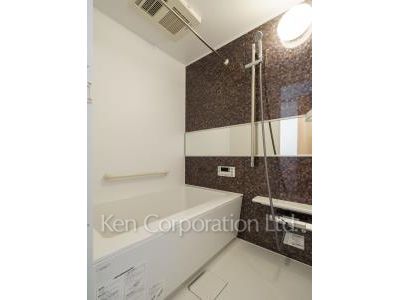 Bath ※Photo of the same layout on 1 floor. Decoration and fixture may differ.