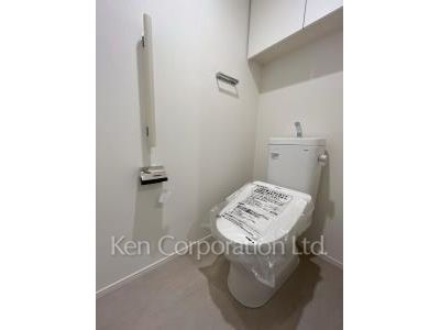 Lavatory ※Photo of the same layout on 14 floor. Decoration and fixture may differ.