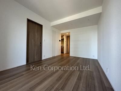 Living-Dining ※Photo of the same layout on 4 floor. Decoration and fixture may differ.