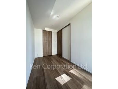 Bedroom ※Photo of the same layout on 4 floor. Decoration and fixture may differ.