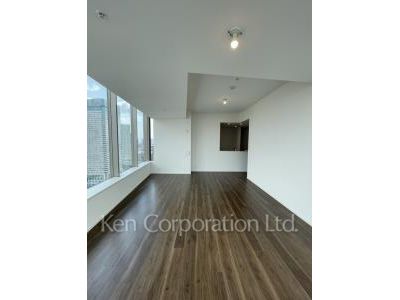 Living-Dining ※Photo of the same layout on 26 floor. Decoration and fixture may differ.