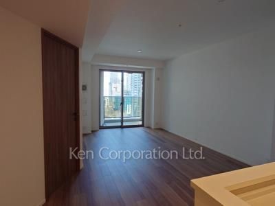 Living-Dining ※Photo of the same layout on 14 floor. Decoration and fixture may differ.