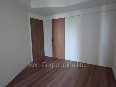 Bedroom ※Photo of the same layout on 14 floor. Decoration and fixture may differ.