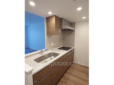 Kitchen ※Photo of the same layout on 14 floor. Decoration and fixture may differ.