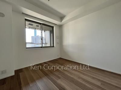 Bedroom ※Photo of the same layout on 6 floor. Decoration and fixture may differ.