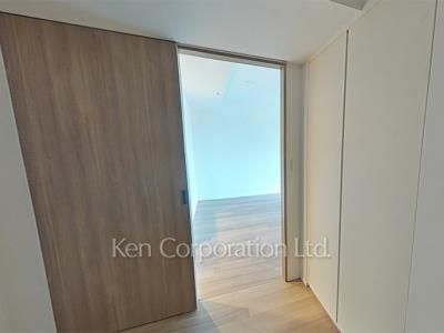 Bedroom ※Photo of the same layout on 6 floor. Decoration and fixture may differ.
