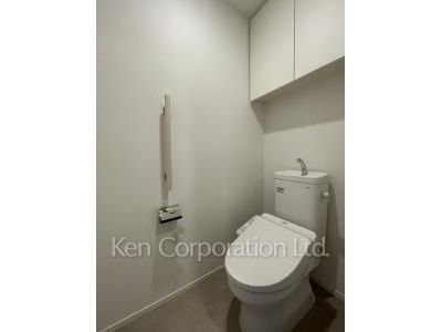 Lavatory ※Photo of the same layout on 26 floor. Decoration and fixture may differ.