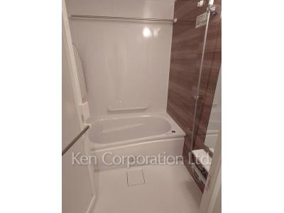 Bath ※Photo of the same layout on 13 floor. Decoration and fixture may differ.