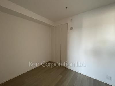 Bedroom ※Photo of the same layout on 9 floor. Decoration and fixture may differ.