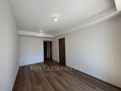 Living-Dining ※Photo of the same layout on 4 floor. Decoration and fixture may differ.
