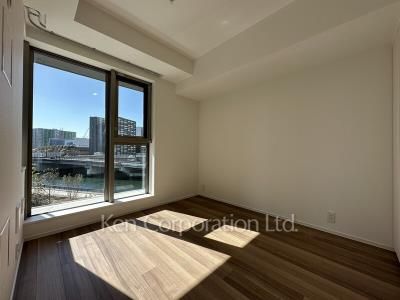 Bedroom ※Photo of the same layout on 4 floor. Decoration and fixture may differ.
