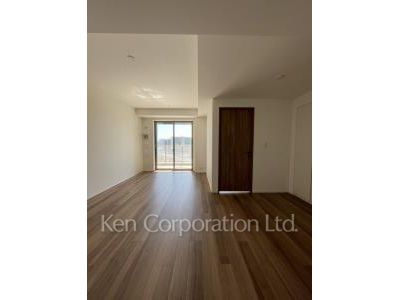 Living-Dining ※Photo of the same layout on 12 floor. Decoration and fixture may differ.