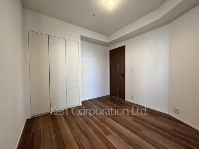 Bedroom ※Photo of the same layout on 4 floor. Decoration and fixture may differ.