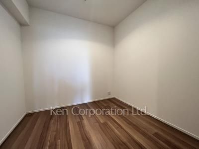 Bedroom ※Photo of the same layout on 4 floor. Decoration and fixture may differ.