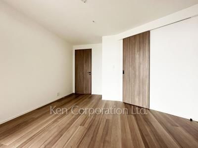 Bedroom ※Photo of the same layout on 48 floor. Decoration and fixture may differ.