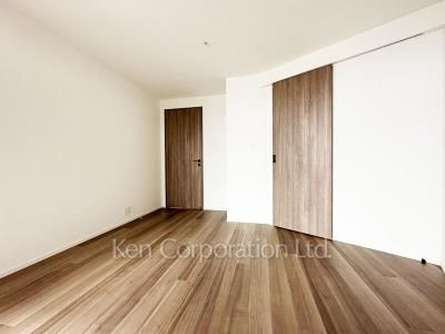 Bedroom ※Photo of the same layout on 48 floor. Decoration and fixture may differ.