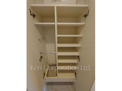 Closet ※Photo of the same layout on 3 floor. Decoration and fixture may differ.