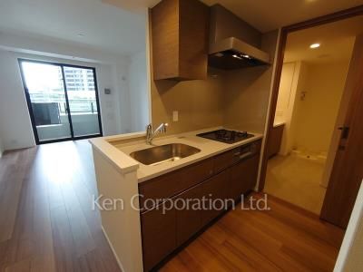 Kitchen ※Photo of the same layout on 3 floor. Decoration and fixture may differ.