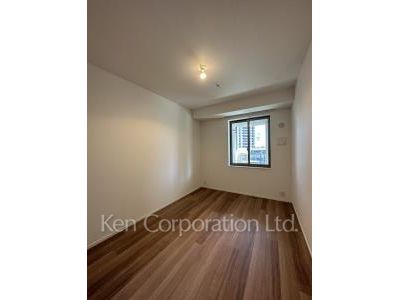 Bedroom ※Photo of the same layout on 4 floor. Decoration and fixture may differ.