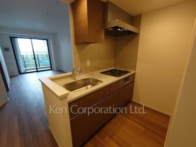 Kitchen ※Photo of the same layout on 3 floor. Decoration and fixture may differ.