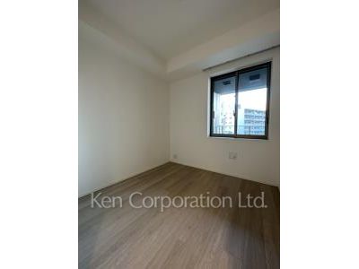 Bedroom ※Photo of the same layout on 4 floor. Decoration and fixture may differ.