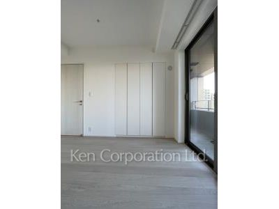 Bedroom ※Photo of the same layout on 3 floor. Decoration and fixture may differ.