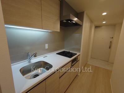 Kitchen ※Photo of the same layout on 3 floor. Decoration and fixture may differ.