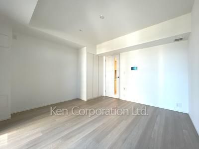 Living-Dining ※Photo of the same layout on 4 floor. Decoration and fixture may differ.