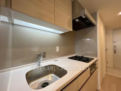 Kitchen ※Photo of the same layout on 4 floor. Decoration and fixture may differ.