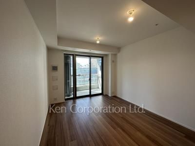 Bedroom ※Photo of the same layout on 4 floor. Decoration and fixture may differ.