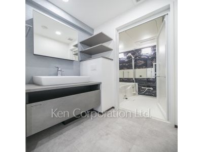 Powder Room