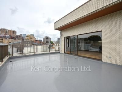 Roof Balcony